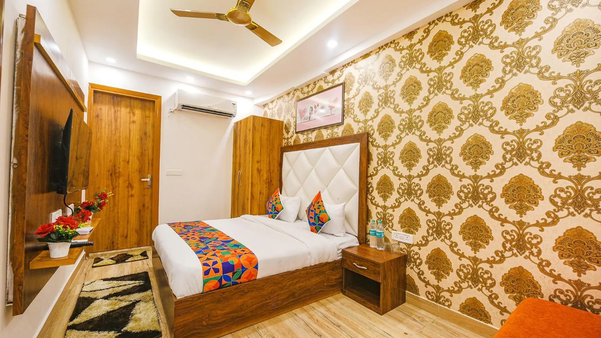 Fabhotel Shree Jii Luxury Delhi  India